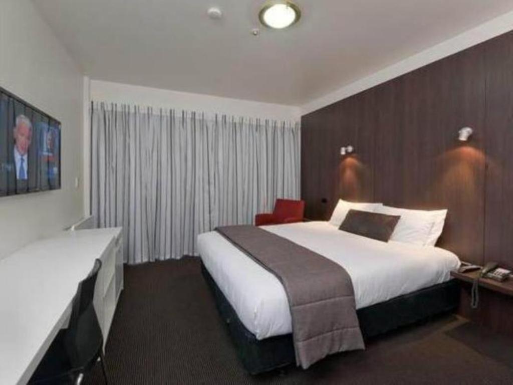 The Riccarton Hotel Christchurch Kültér fotó